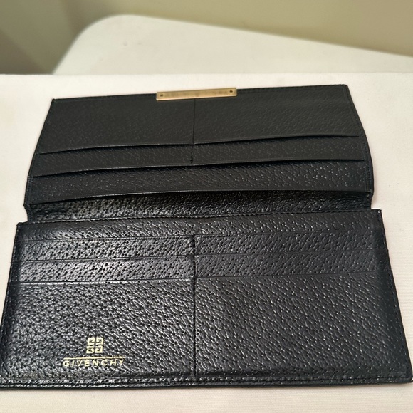 GIVENCHY bifold black wallet with fabric on the outside and pebble leather trim - Picture 3 of 7